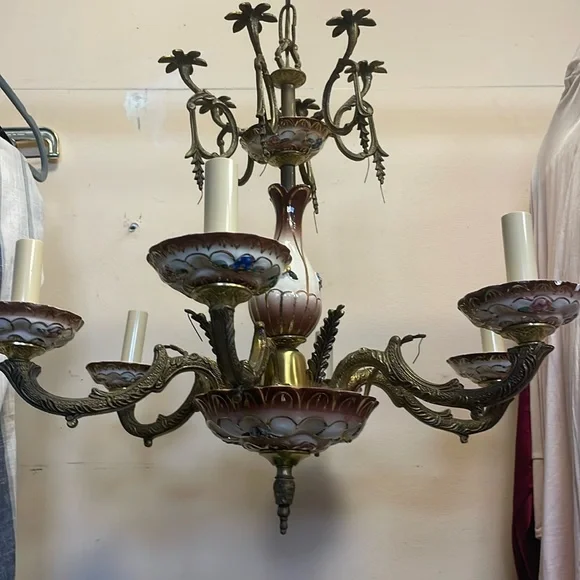 VTG CHANDELIER MISSING PCS